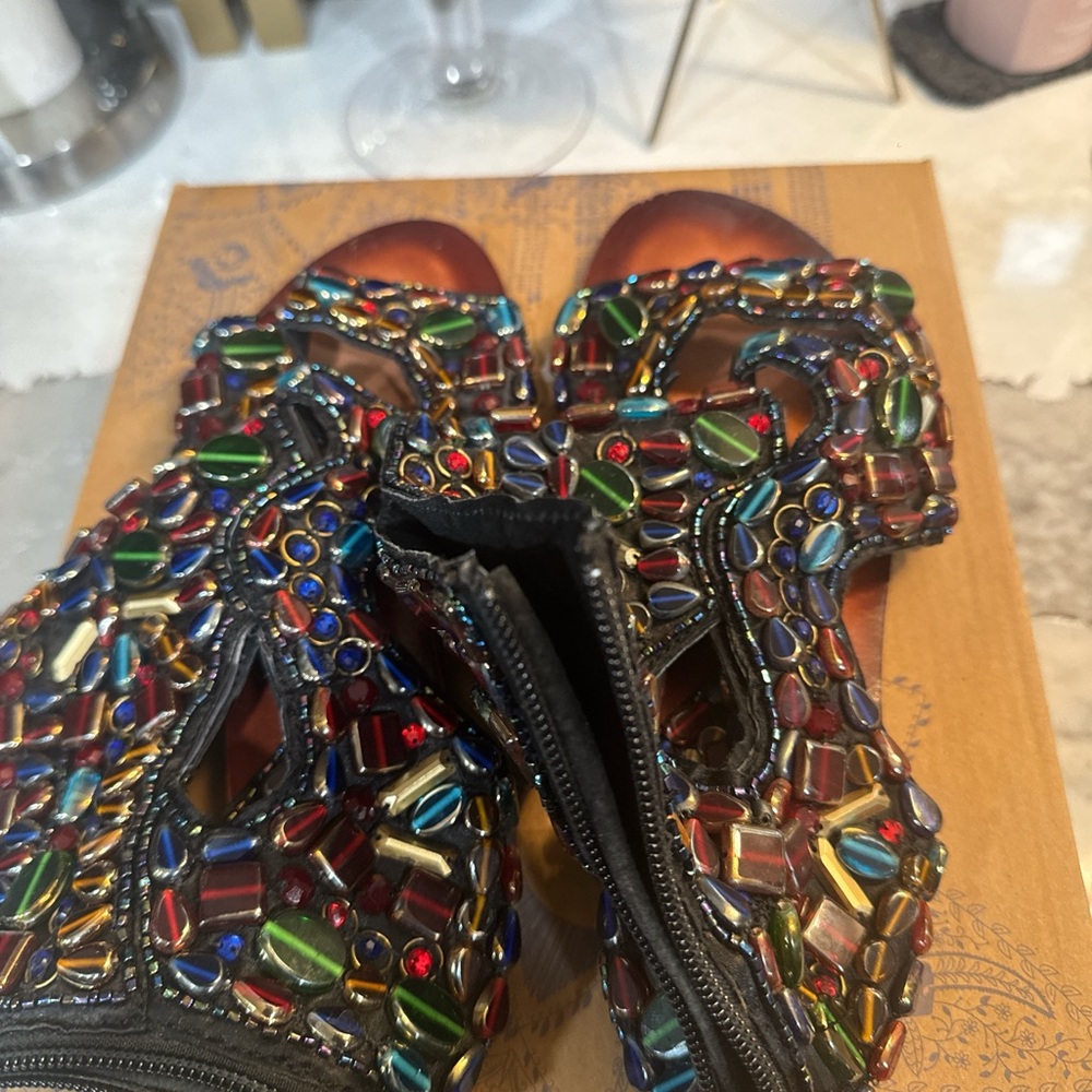 Free People Black Sandals Chic and Comfortable - Picture 3 of 4